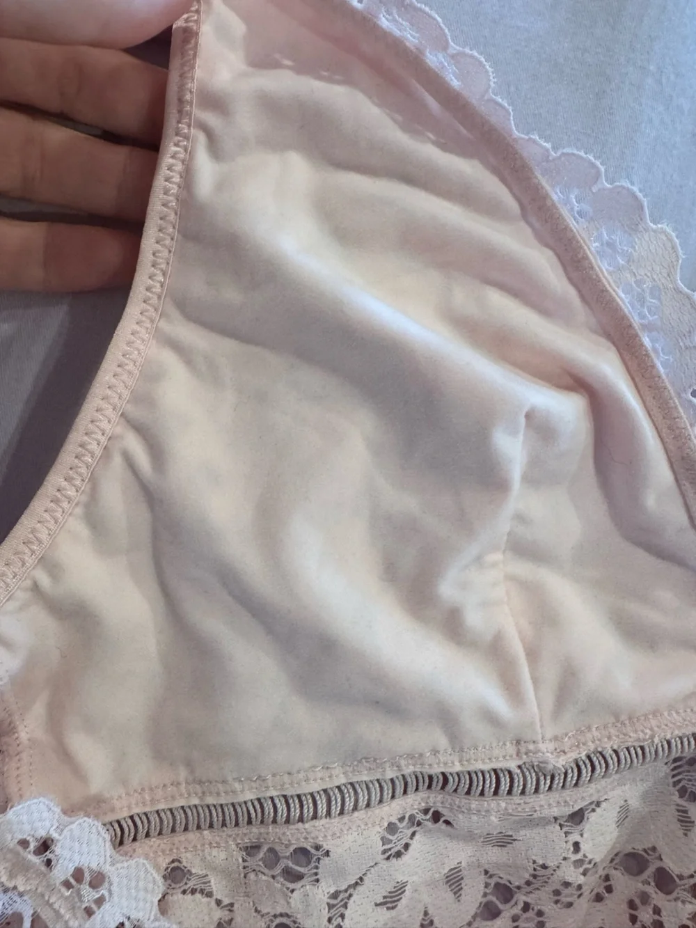 Victoria’s Secret pink lace bralette